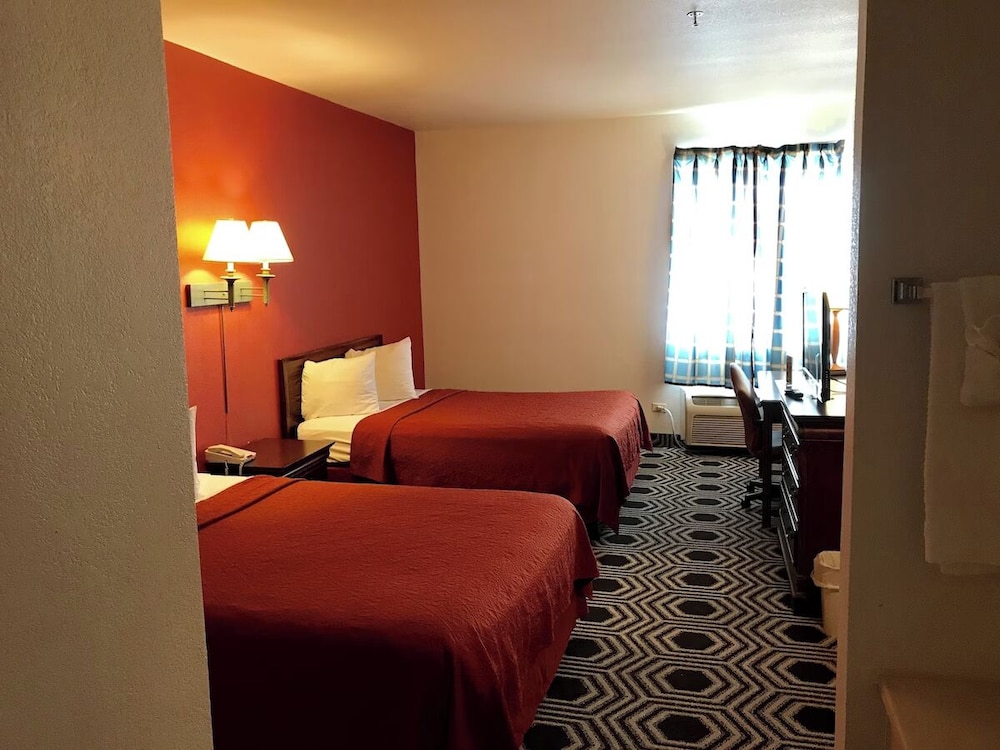 Kings Inn By OYO Calumet Park I-57 - Property Image 12