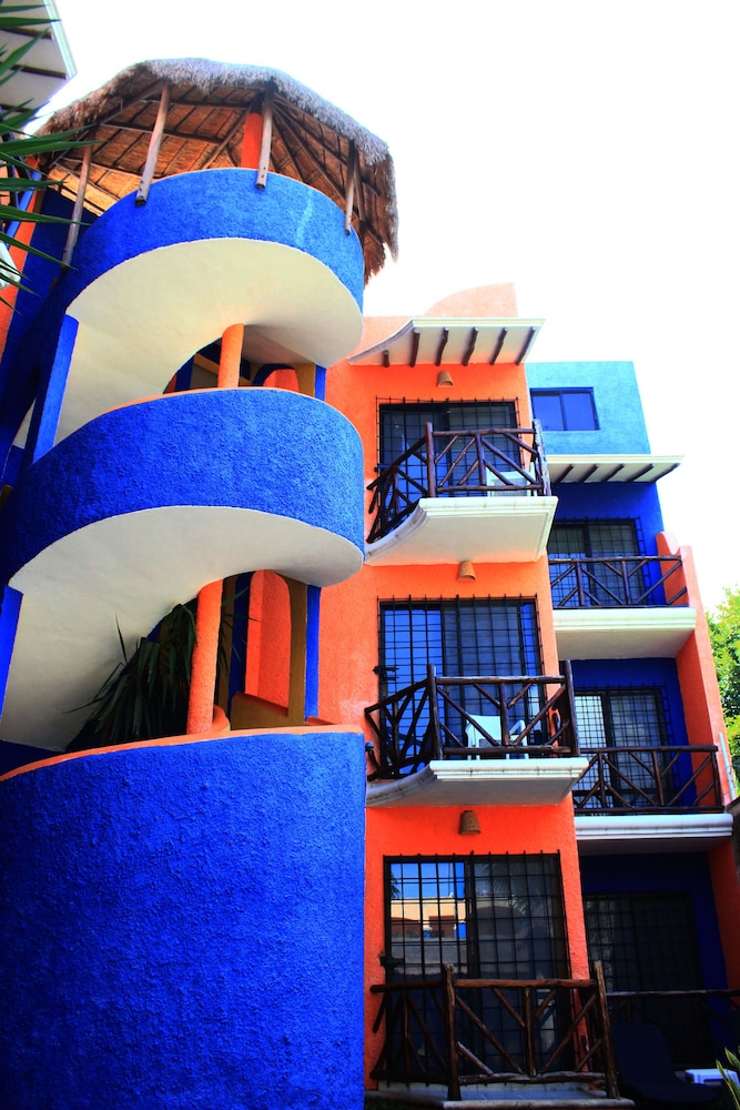Vida Playa Suites