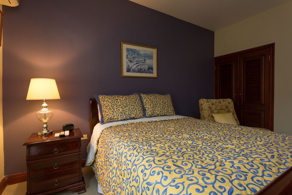 New Kingston Guest Apartment at Inglaterra I view 5
