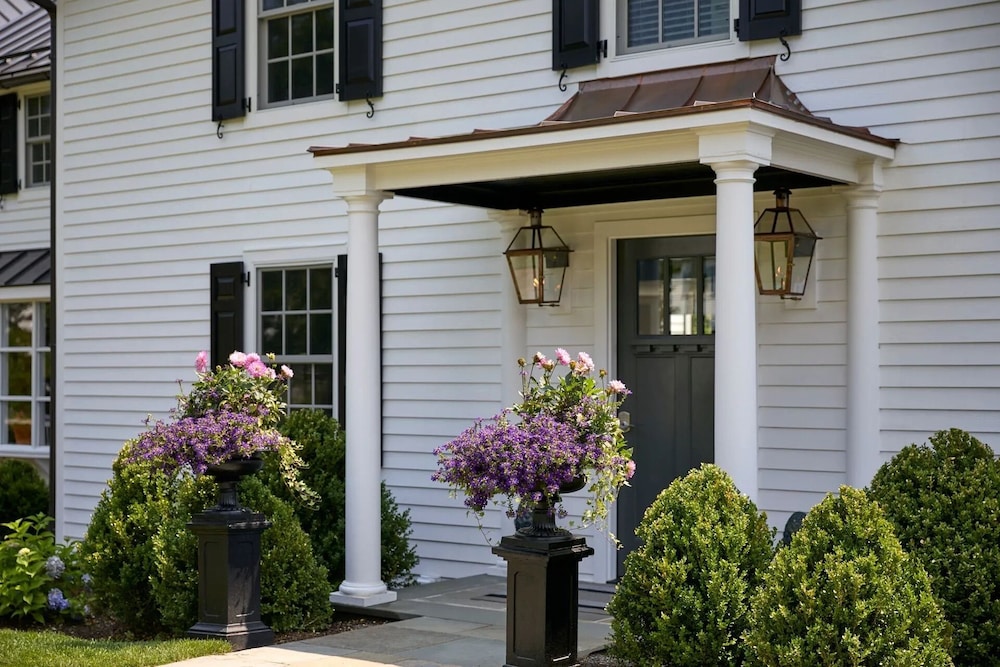 The Kent Collection - The Firefly Inn