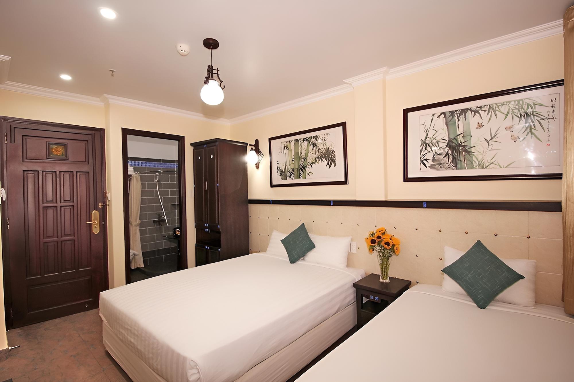 Lam Hotel