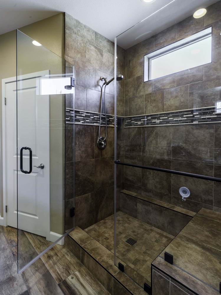 Paso Fino at the Polo Club 2 Bdrm 2 Bath w Pool