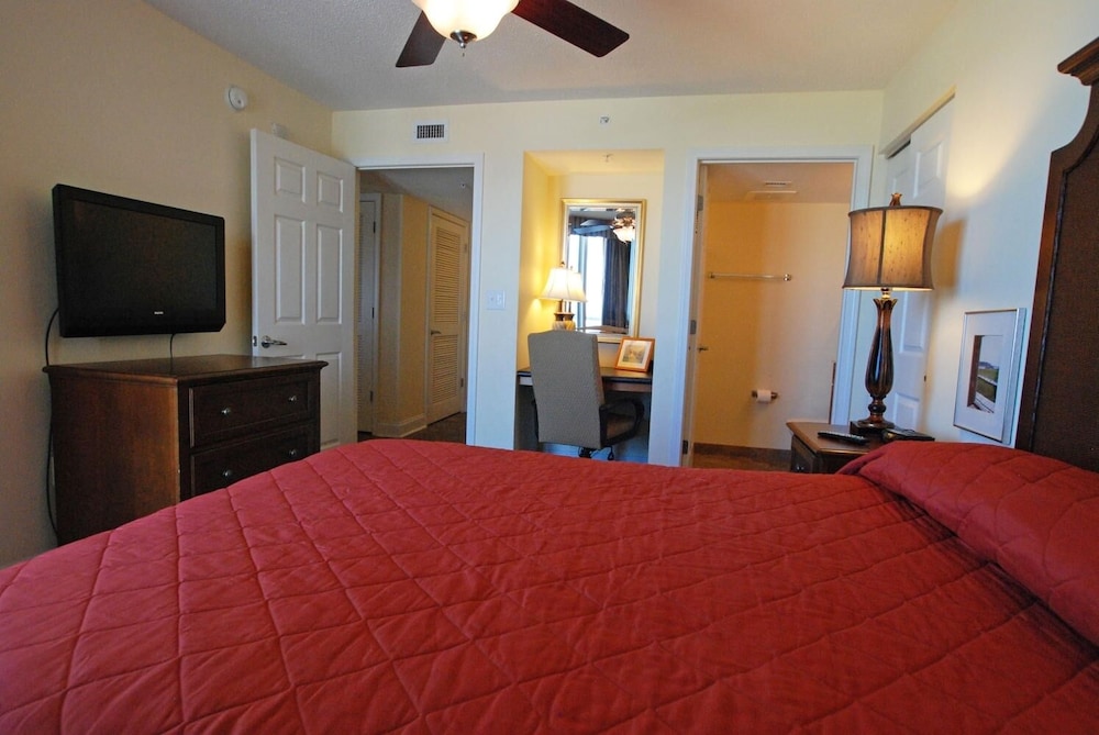 Bahama Sands 702