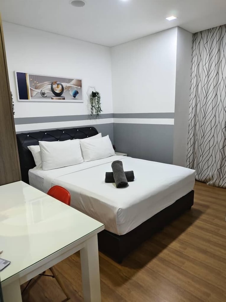 Signature Apartment at Mercu Summer Suites KLCC