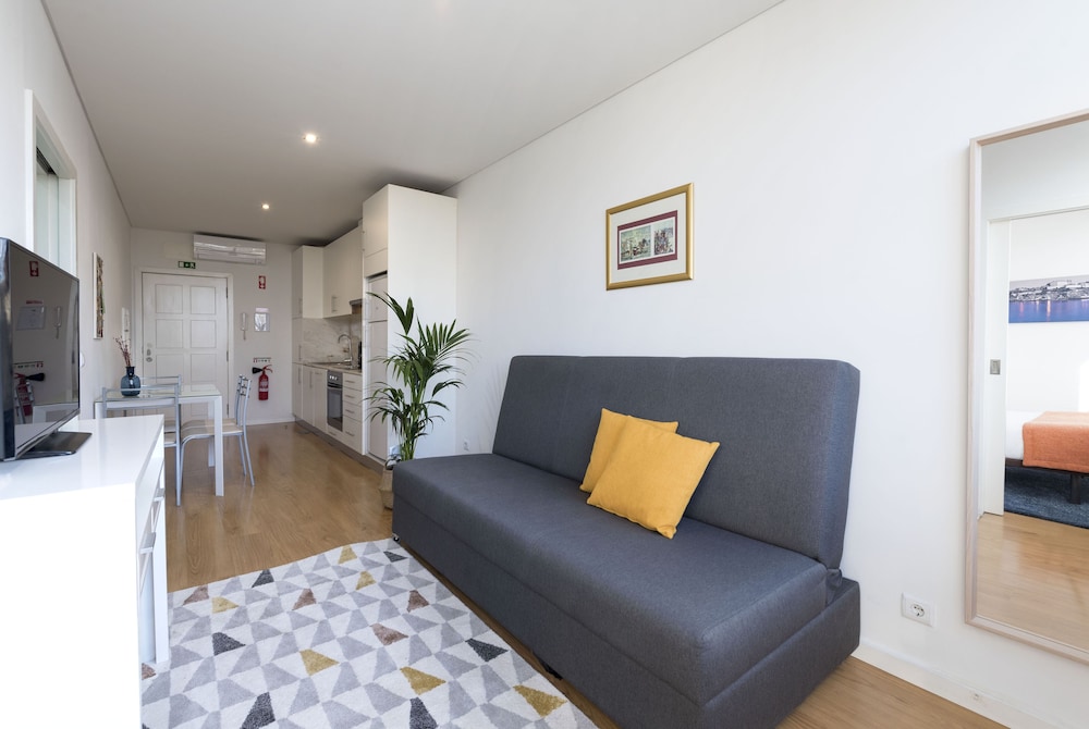 Apartment Boavista Roundabout by SweetPorto
