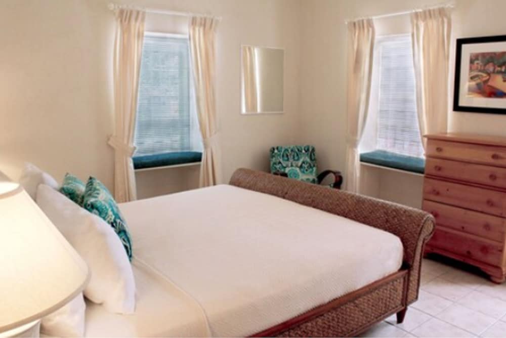 Carlisle Bay House - A Vacation Rental by Bougainvillea Barbados view 3