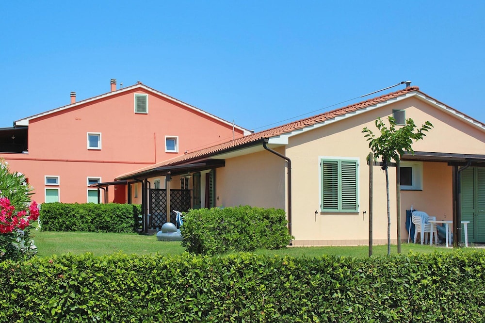 Apartment in Tuscany Near Beaches & Pool view 5