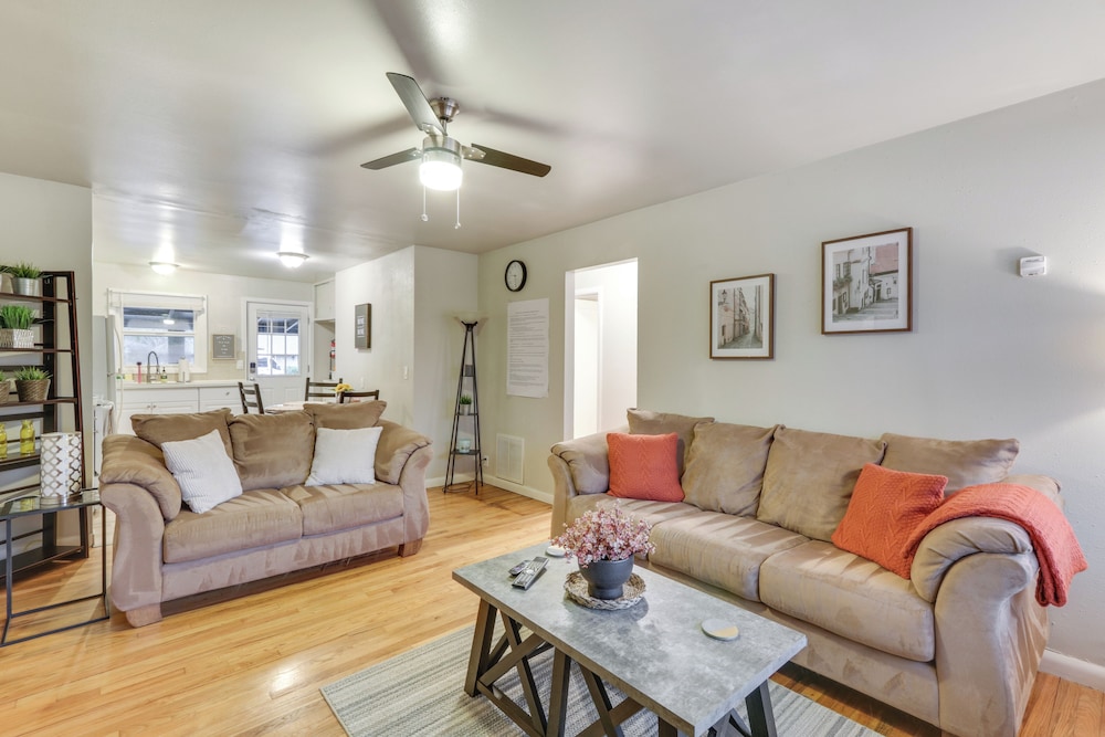 2 Mi to Washington Square: Portland Getaway