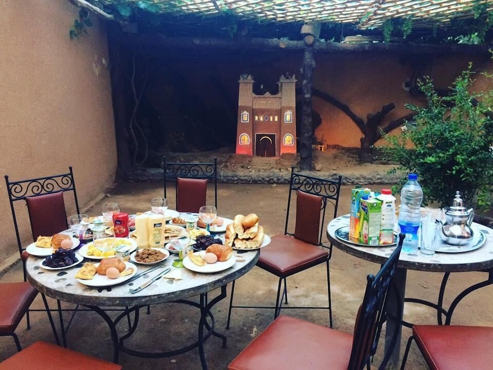 Maison d'hôte Tizwiyate Dades