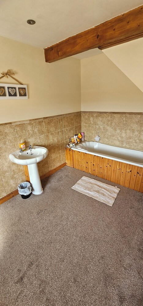 Delightful Space-view Farmhouse Astronauts Lodge