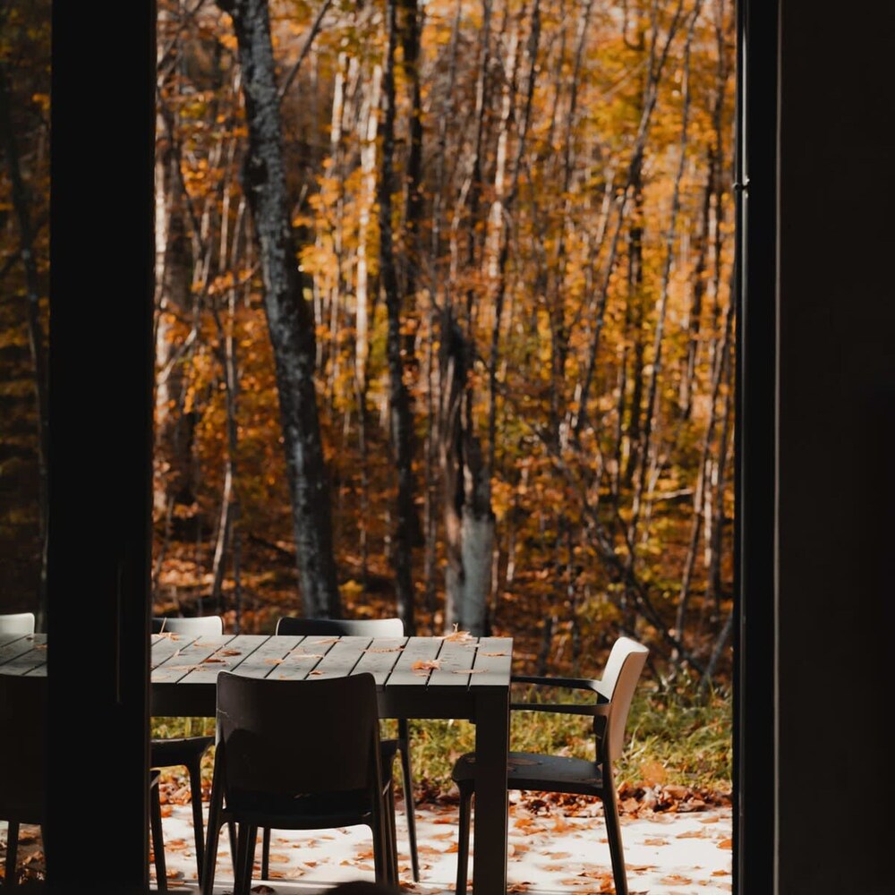 Naro Cabin in Laurentides