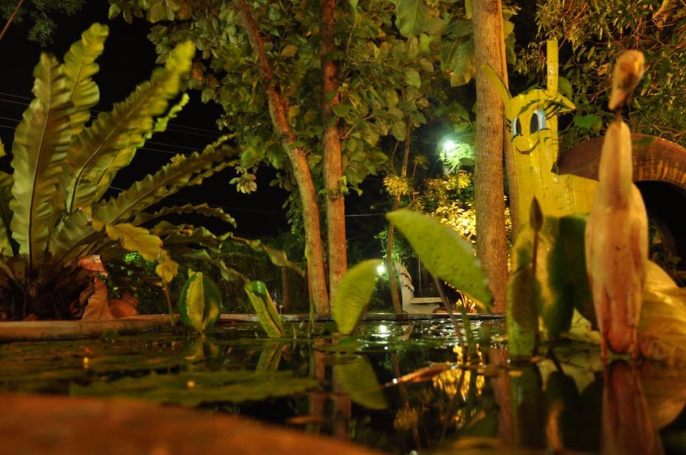 Sujatha Tourist Rest