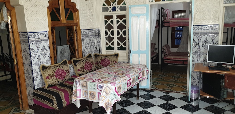 aline hostel