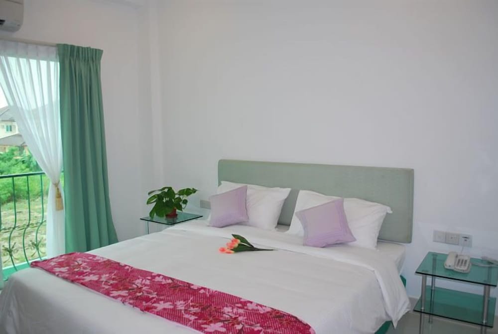Mciti Suites