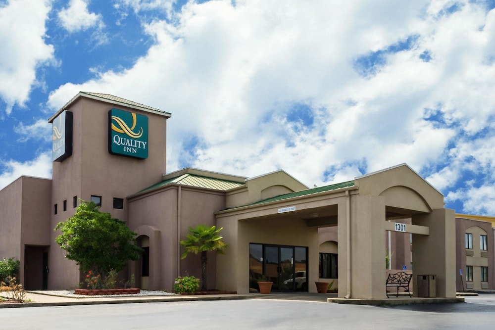 Meridian Vacations - Quality Inn Meridian - Property Image 2