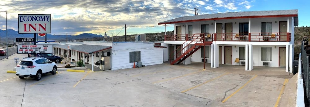 Economy Inn