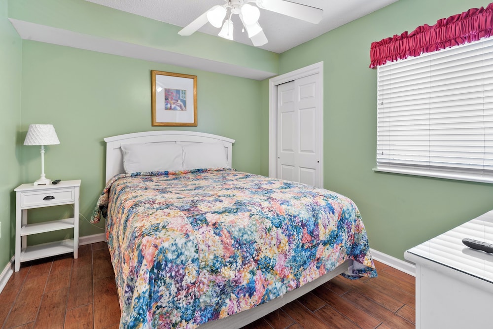 Sunrise Pointe 4F