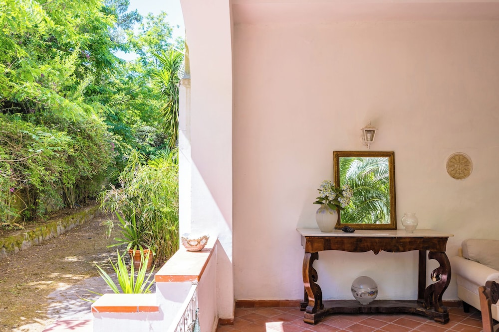 Villa Villari Terrace and Patio by Napoliapartments