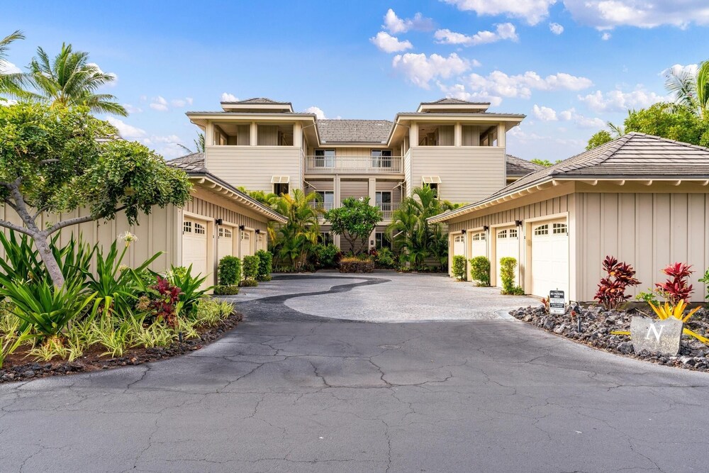 Big Island Waikoloa Beach Villas N22 2 Bedroom Condo