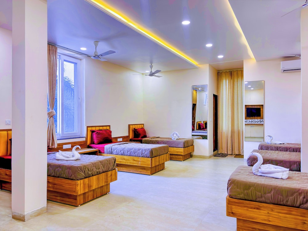 Hotel Vatika Inn