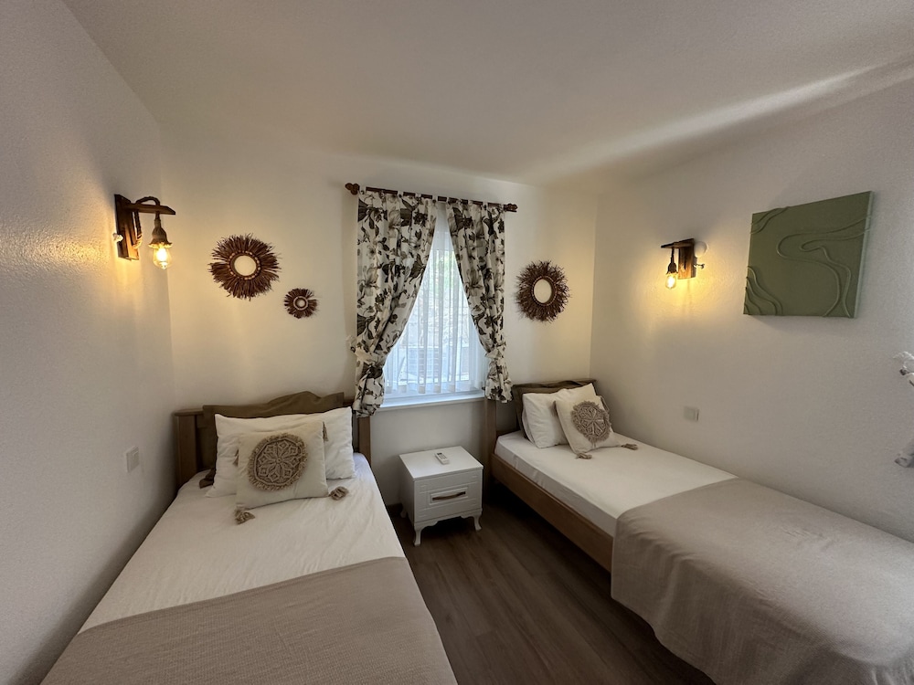 Heros Hotels Bozcaada - Image 30