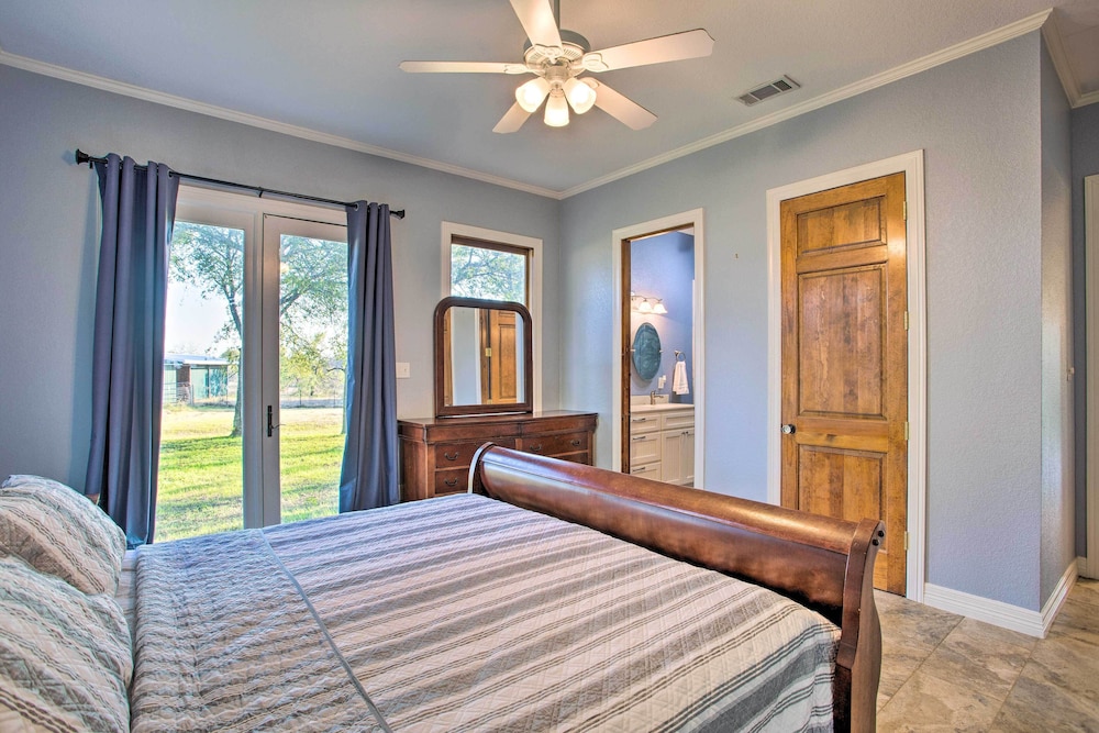 Gainesville Vacations - Charming Gainesville Retreat: Barn, Horses Welcome - Property Image 28