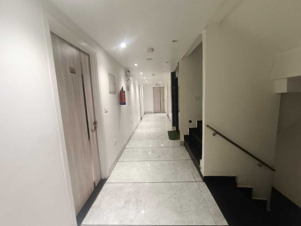Hotel Red Chilly Adarsh Nagar