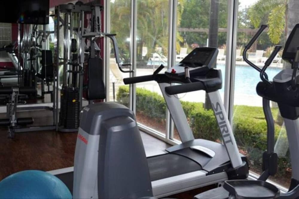 Luxury 4bdr House Gated Community Near Disney 181