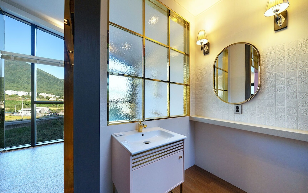 Ulsan Byeoldam Eunchae Pool Villa