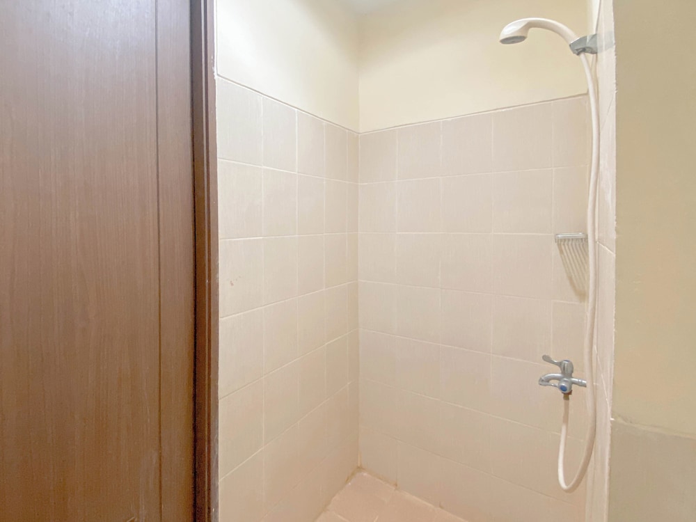 Homey 2Br Apartment Gateway Ahmad Yani Cicadas, Bandung - 10