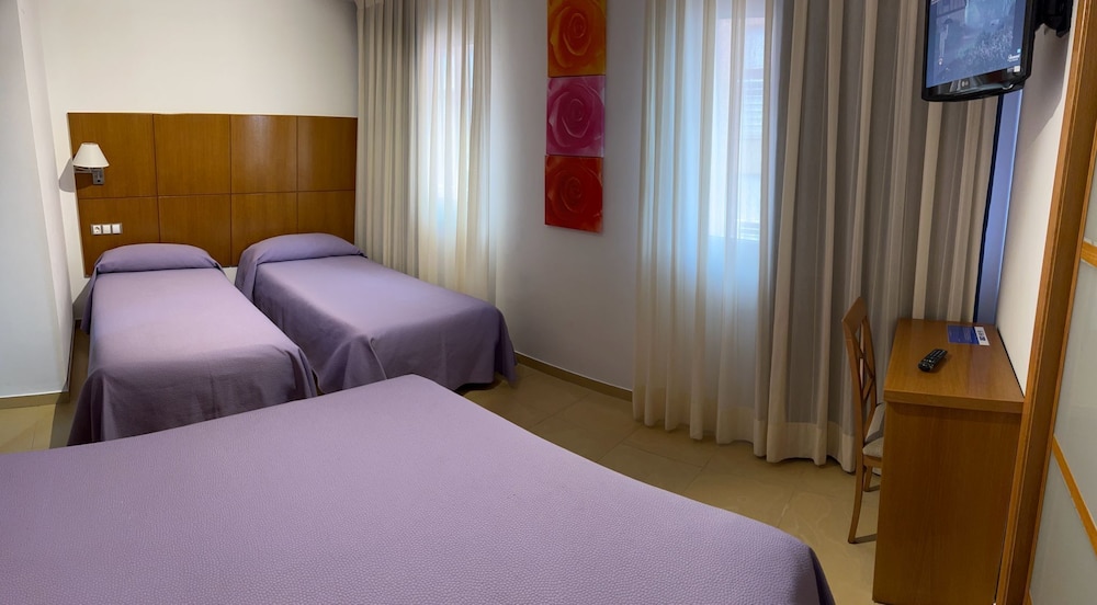 HOTEL TIO PEPE
