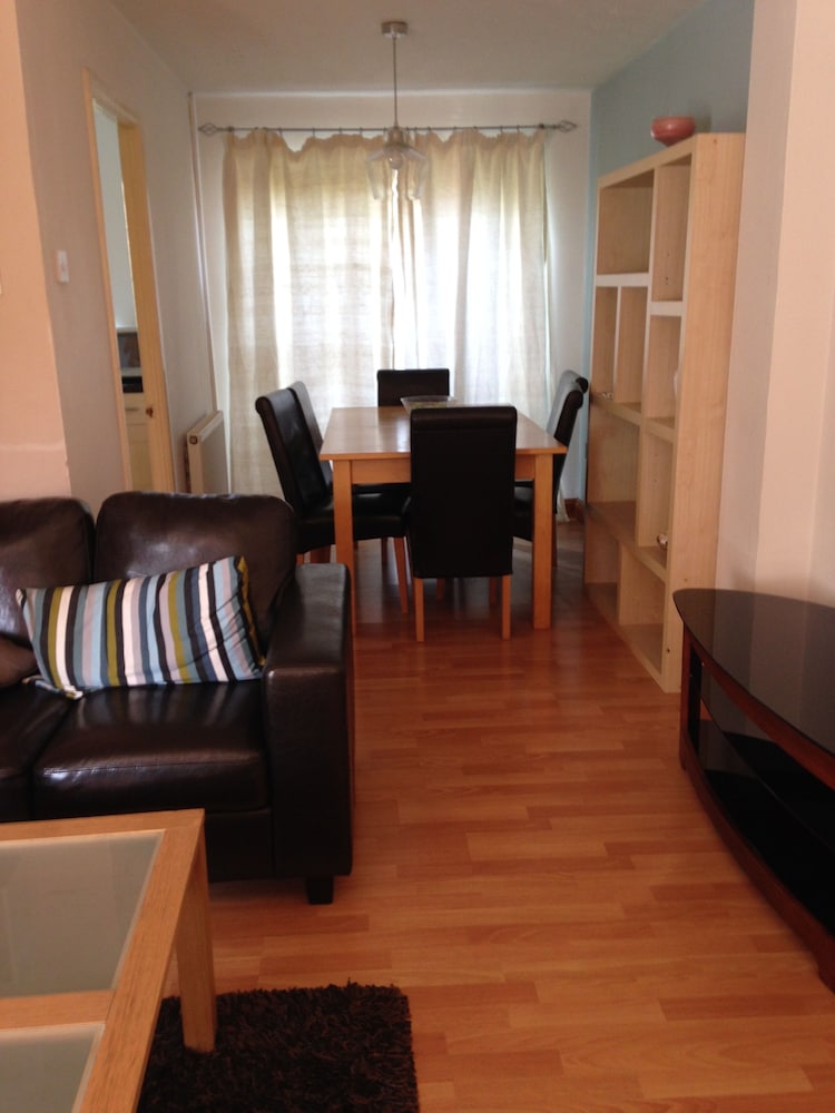 Cardiff 3bed House-freeparking-15minwalktostadium