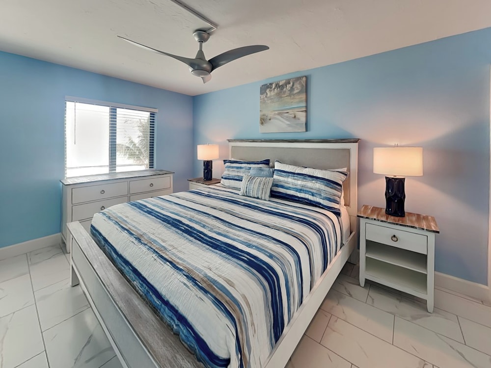 Seaside 1 by Distinctive Beach Rentals