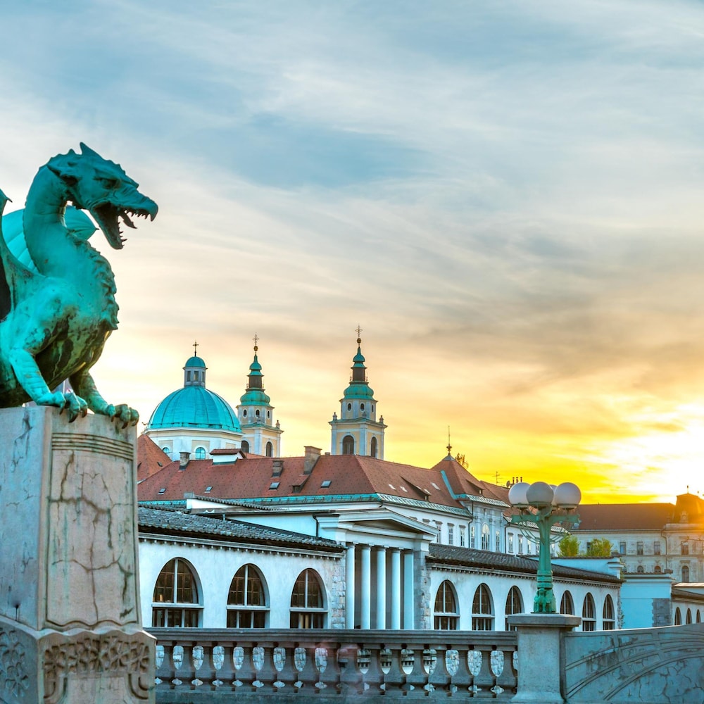 Tromostovje I In Heart of Ljubljana view 3