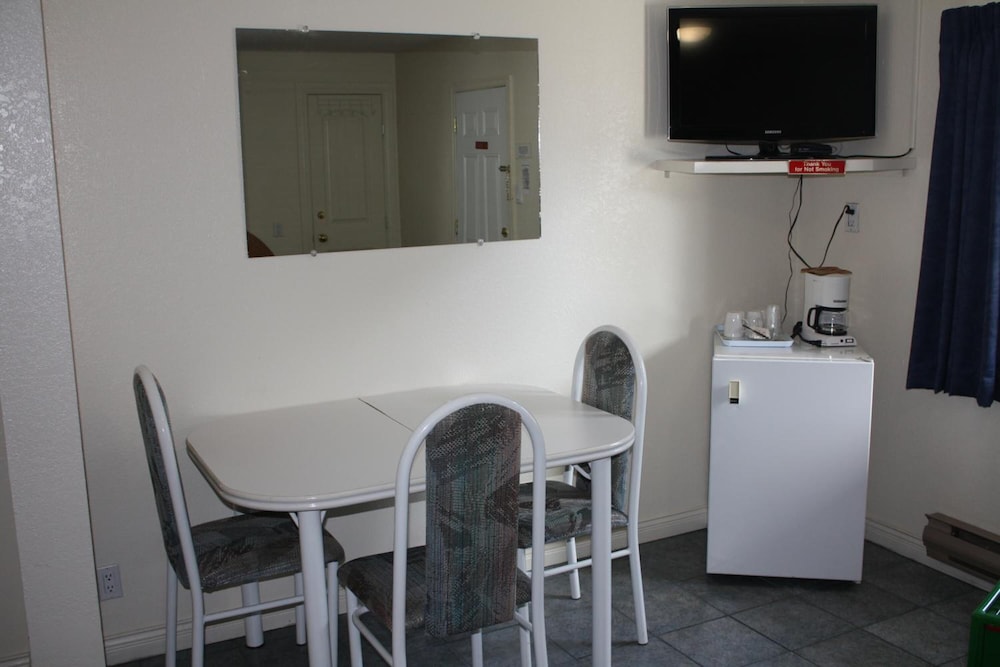 Sunny Beach Motel