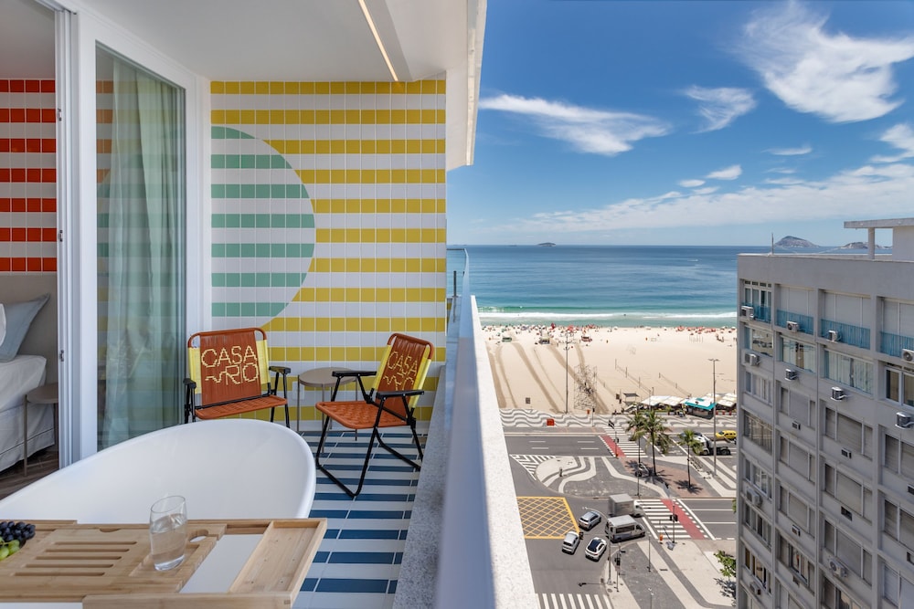 Sea View and Balcony With Bathtub PJ Standardd