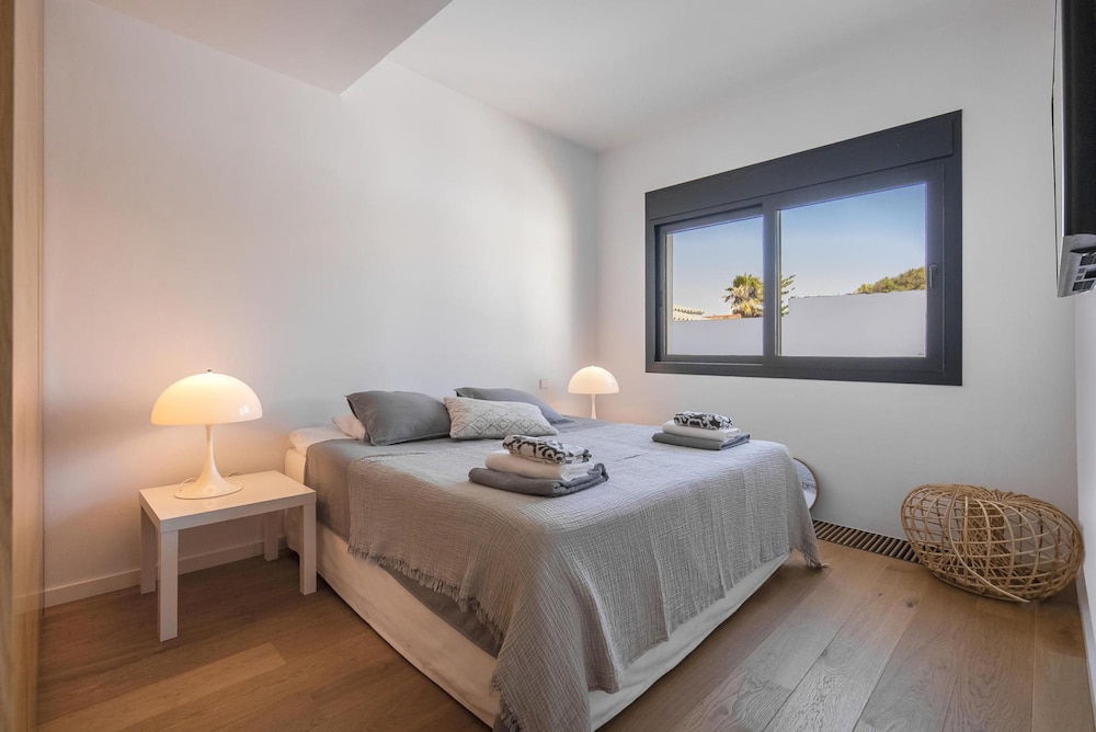 Villa Frontline Beach Costabella - Marbella