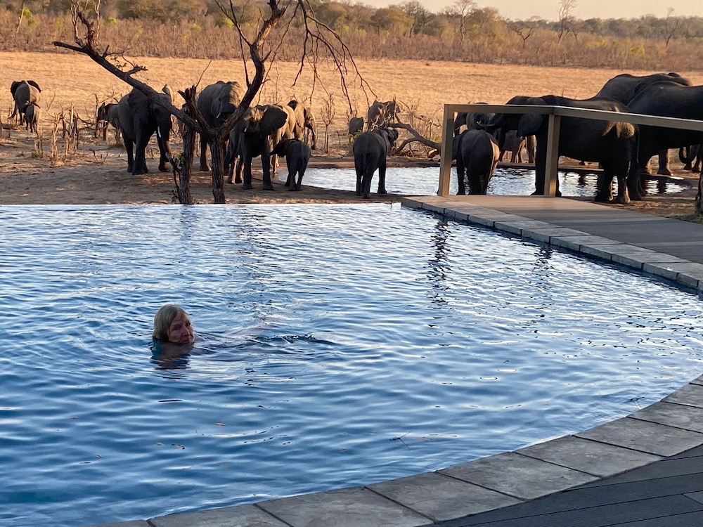 Chamabondo Tented Camp