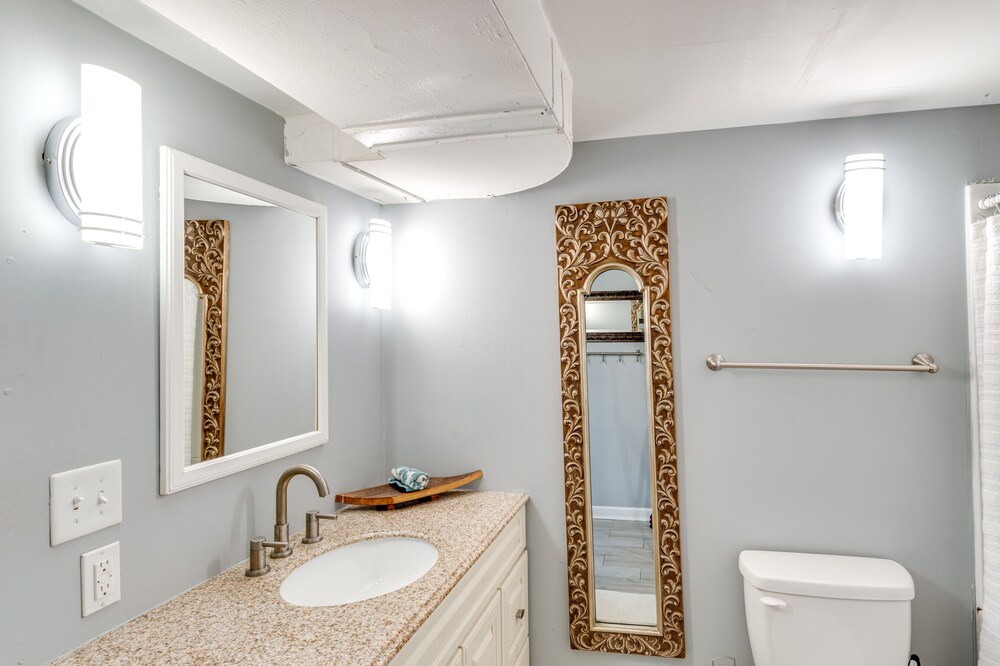 Broad Ripple Condo, 8 Mi to Downtown Indianapolis! view 4
