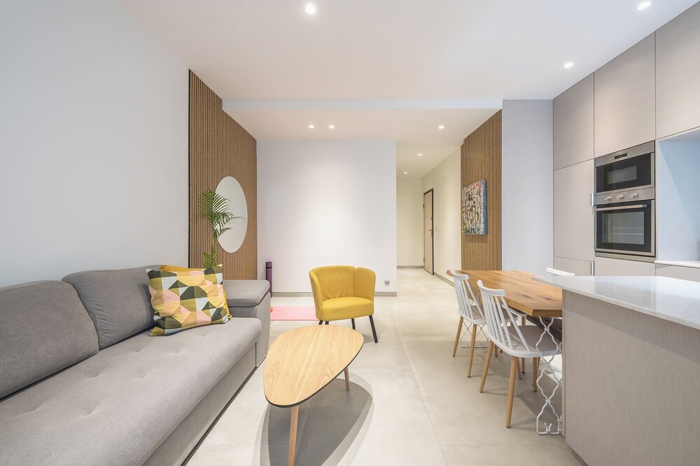 Stunning Design 1BR Secret Garden