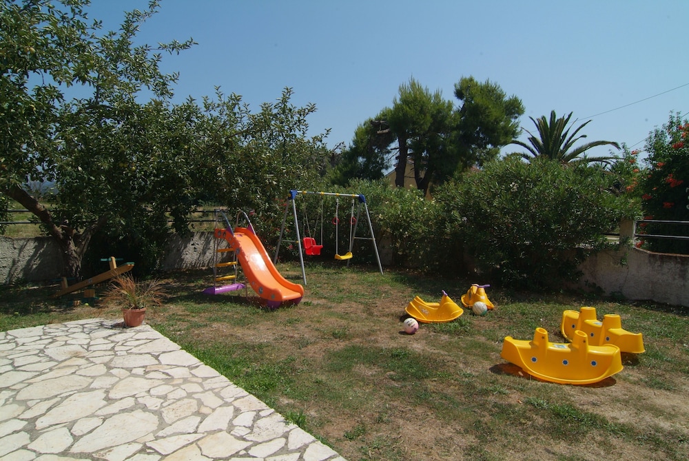 Photo 23