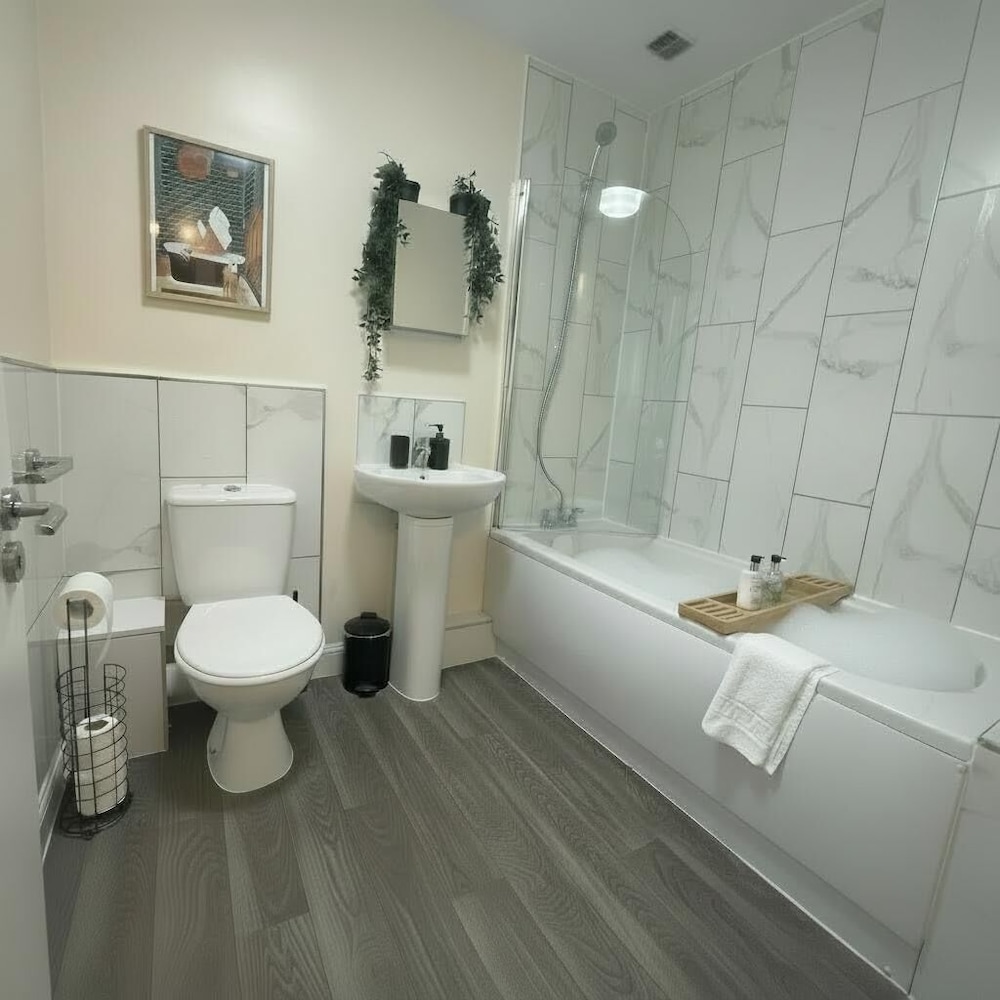 Clifton Apartment