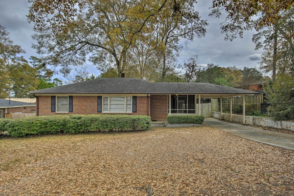 Cheery House, 0.3 Mi to Augusta National Golf
