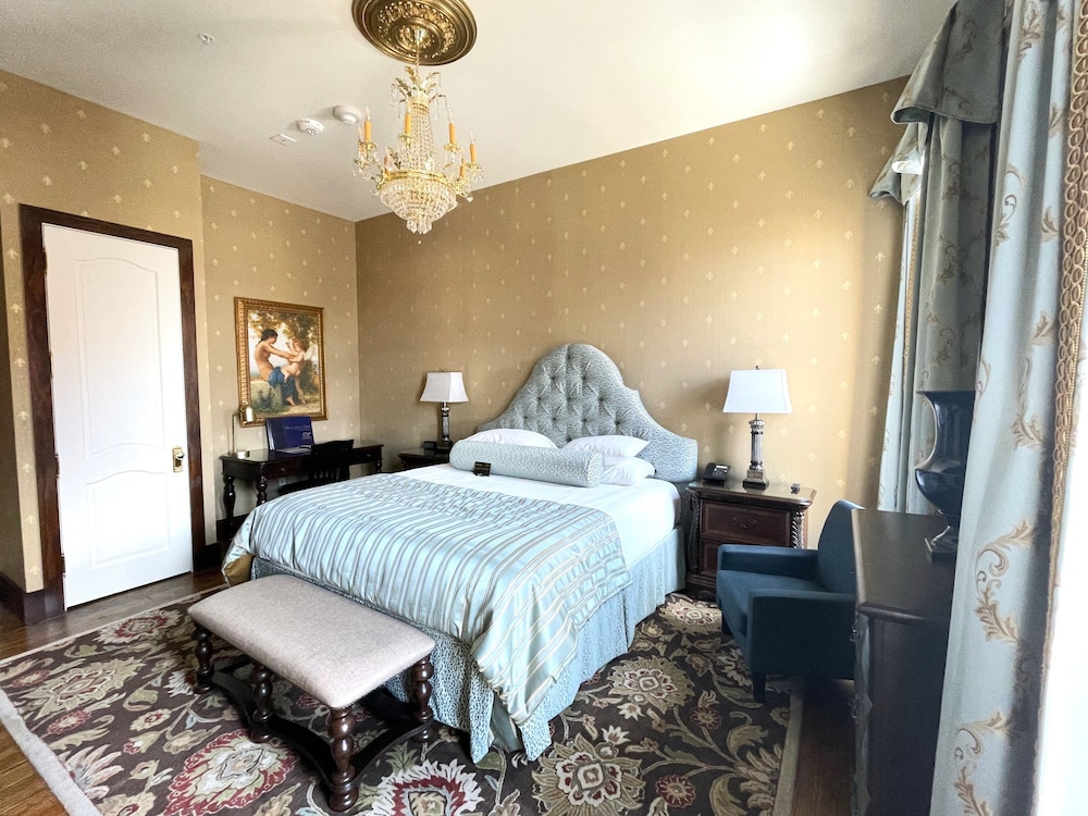 P.A. Smith Hotel