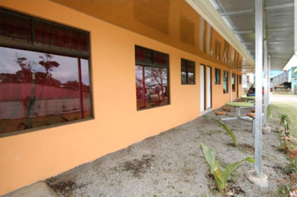 Hostel Cattleya
