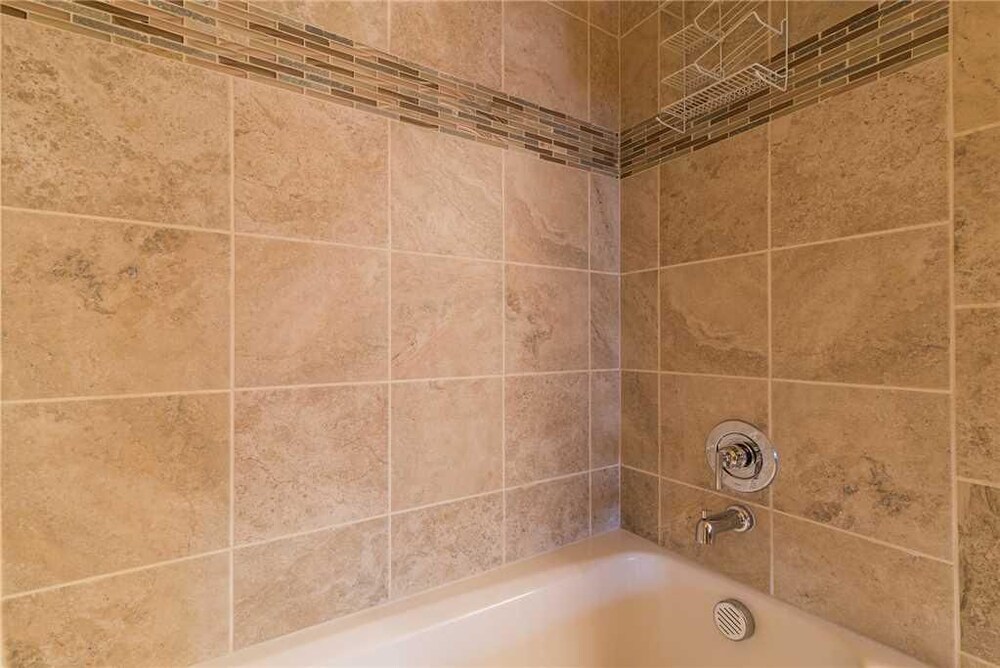 Tl2112 Easy Mtn Living! Very Convenient Location! Winter Specials!
