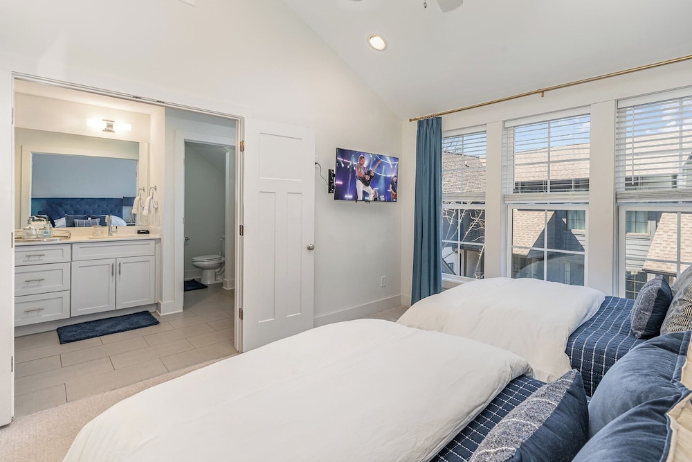 Beech Cove-private Patio-in 12 South District