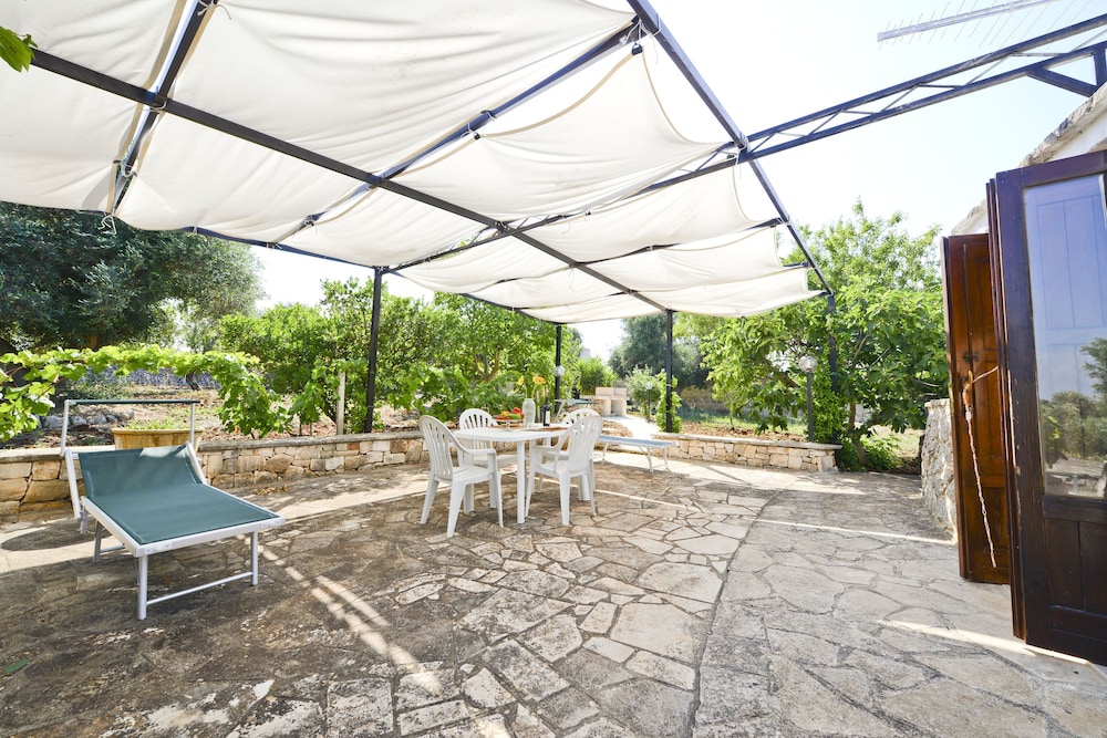 I Trulli del Ciliegio con giardino