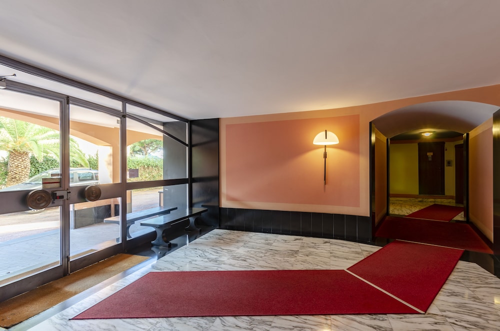 JOIVY Light Flat for 5 in the Heart of Bogliasco view 2
