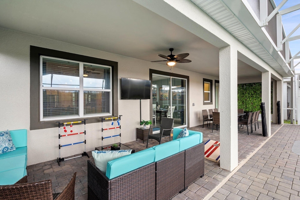 ChampionsGate Resort 10 Bedroom Vacation Home - Includes resort clubhouse amenity access! 10 Home